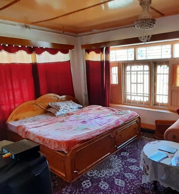 Gurez Retreat Hotel Kanzalwan ภายนอก รูปภาพ